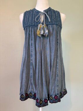 Rachel Zoe Sleeveless Boho Blue Chambray Embroidered Tunic Top Size Small